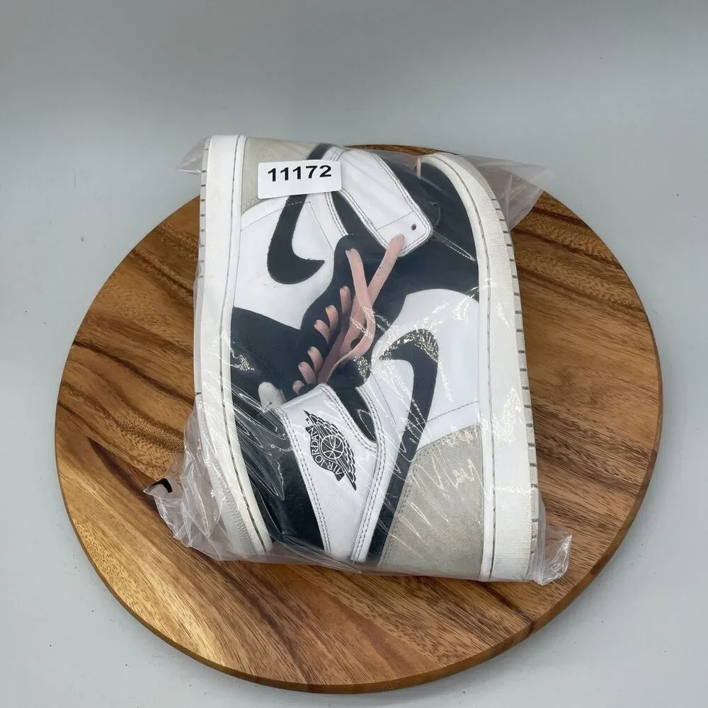 Nike Air Jordan 1 Retro High Shoes Mens Size 12 White Black Retro Sneakers